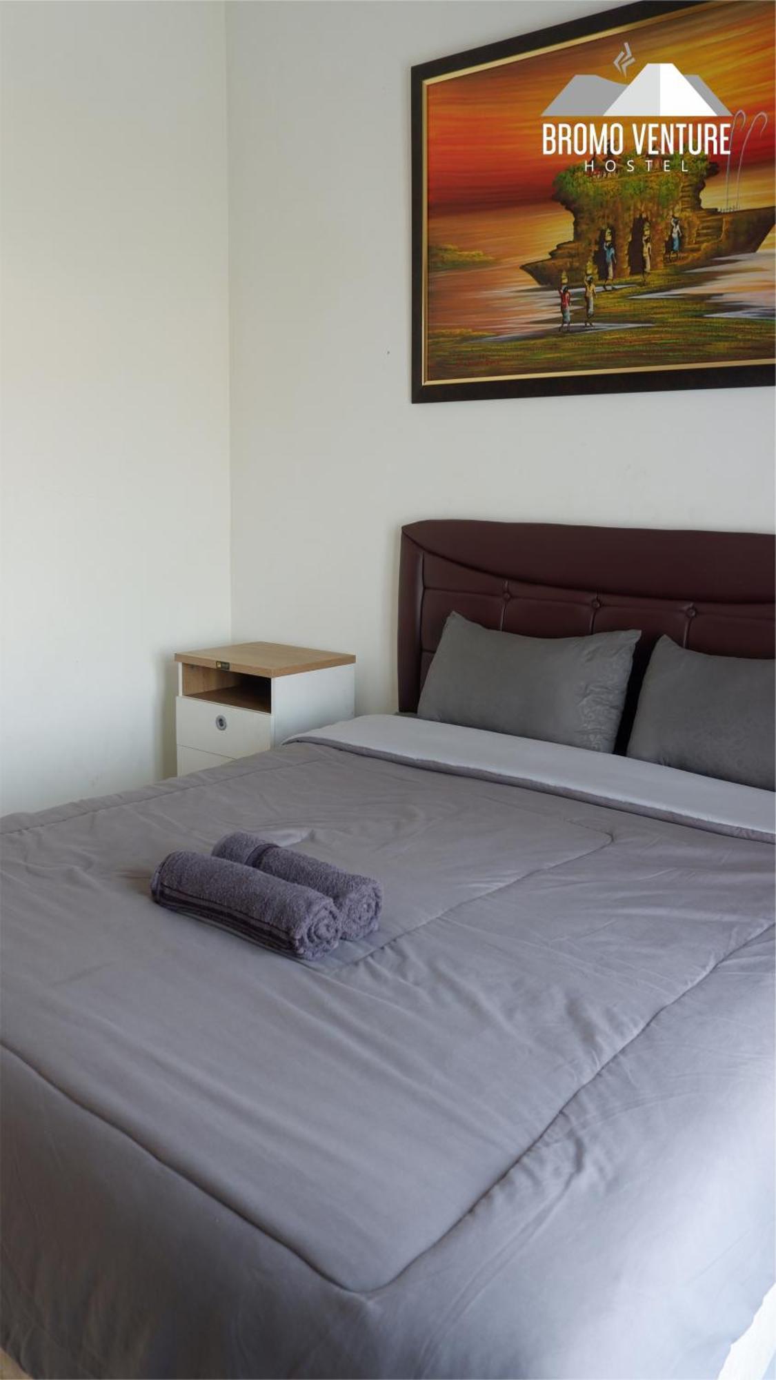 Bromo Venture Hostel Probolinggo Bagian luar foto