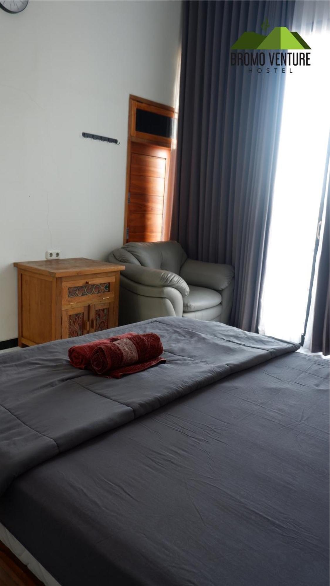 Bromo Venture Hostel Probolinggo Bagian luar foto