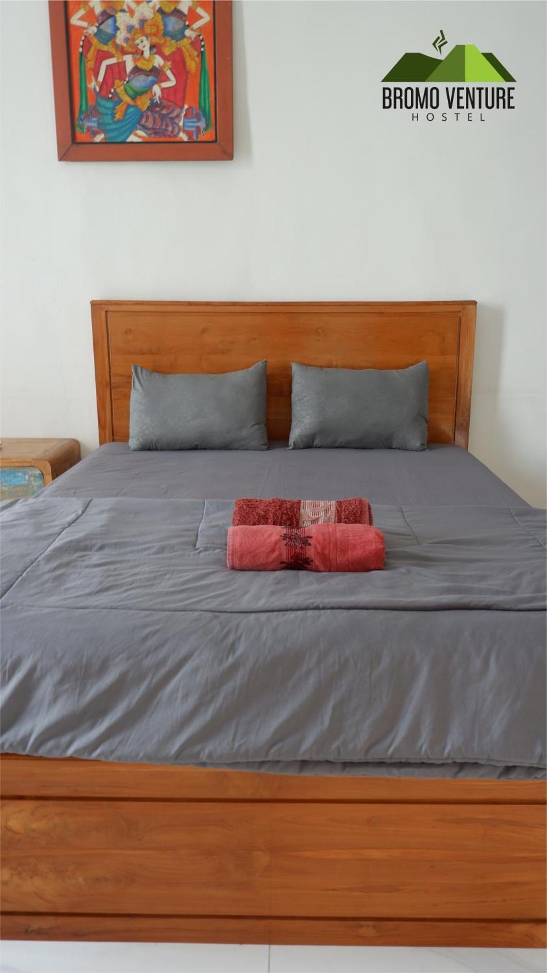 Bromo Venture Hostel Probolinggo Bagian luar foto